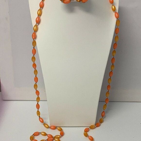 Vintage Single Strand Necklace Clip On Earrings - Picture 4 of 8